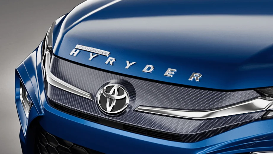 
								Toyota Hyryder full									